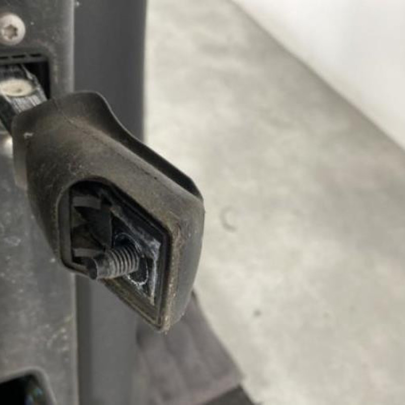 Porte avant droit BMW SERIE 1 E87 Photo n°5