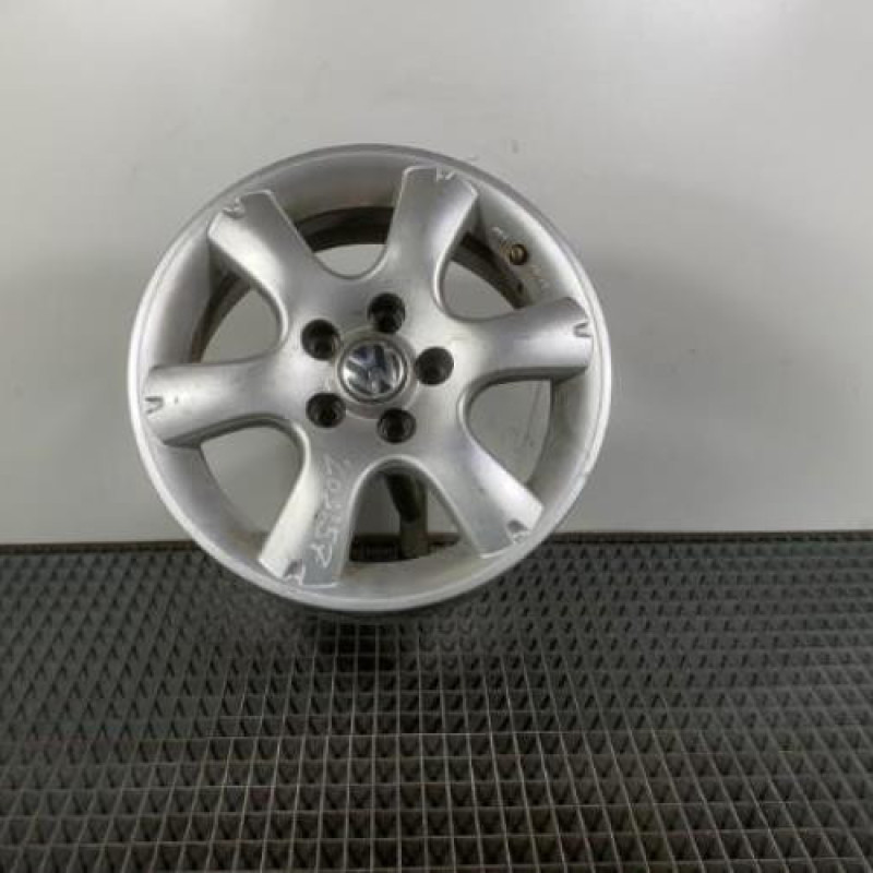 Jante VOLKSWAGEN FOX Photo n°1
