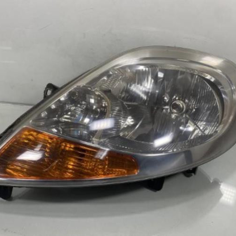 Optique avant principal gauche (feux)(phare) RENAULT TRAFIC 2 Photo n°1