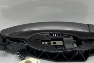 Poignee porte arriere gauche PEUGEOT 208 2 Photo n°1