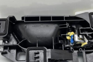 Poignee interieur avant gauche PEUGEOT 208 2