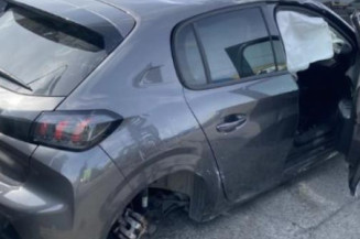 Poignee interieur avant gauche PEUGEOT 208 2
