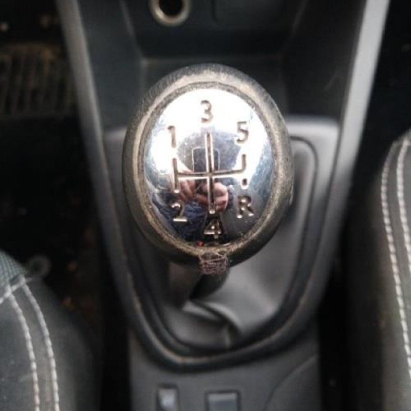 Pretensionneur de ceinture avant droit RENAULT CLIO 4 Photo n°12