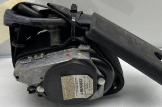 Pretensionneur de ceinture avant gauche RENAULT CLIO 4