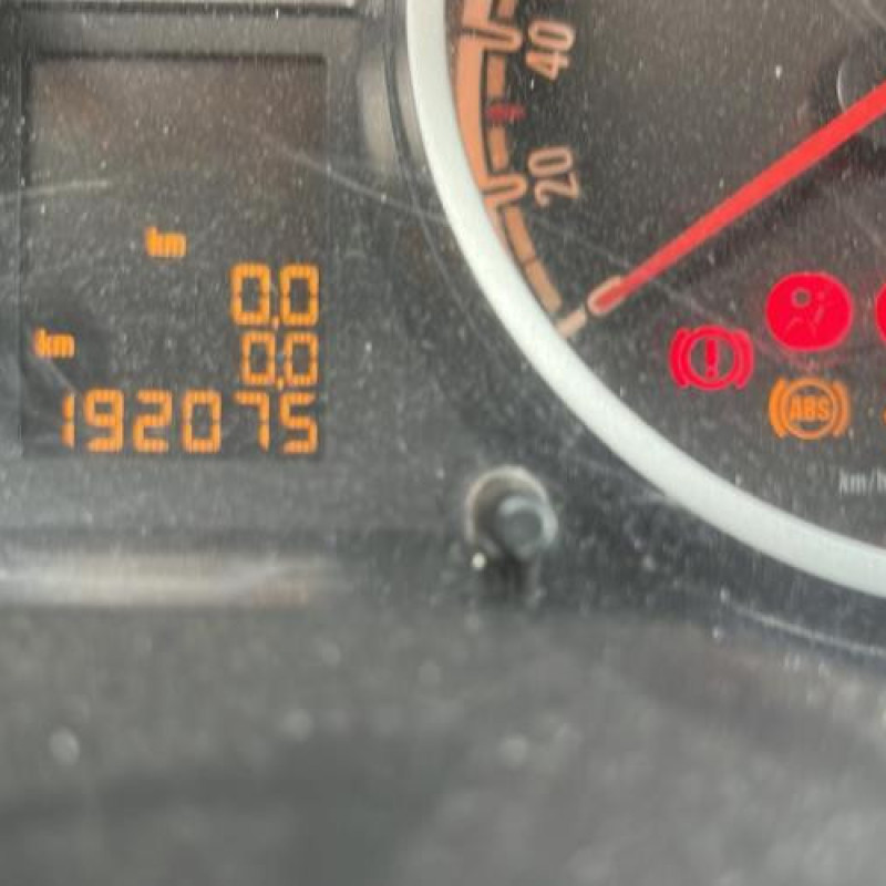 Renfort pare choc avant (traverse) OPEL CORSA D Photo n°9