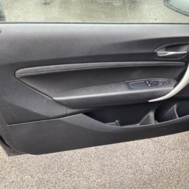 Air bag conducteur BMW SERIE 1 F21 Photo n°19
