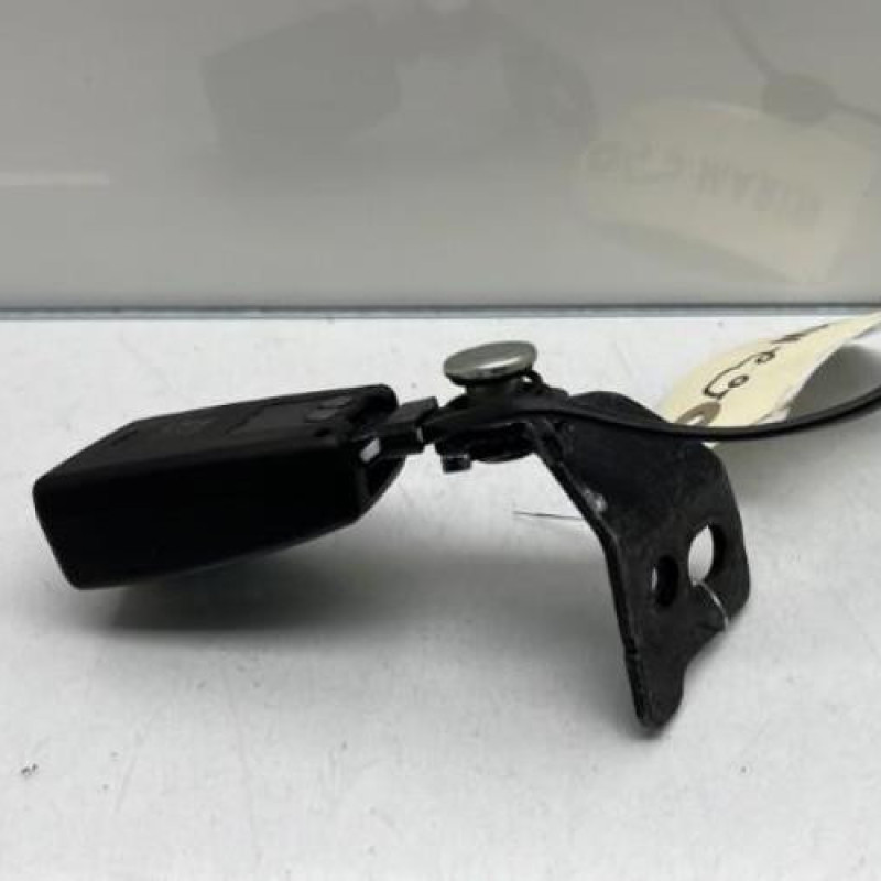 Attache ceinture arriere gauche PEUGEOT 308 2 Photo n°6