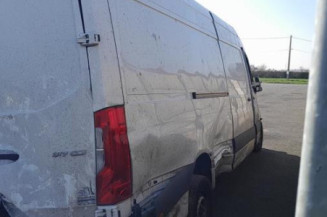 Crosse arriere droit MERCEDES SPRINTER 3
