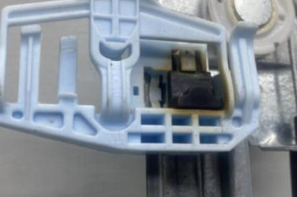 Leve vitre electrique avant gauche RENAULT MEGANE 2