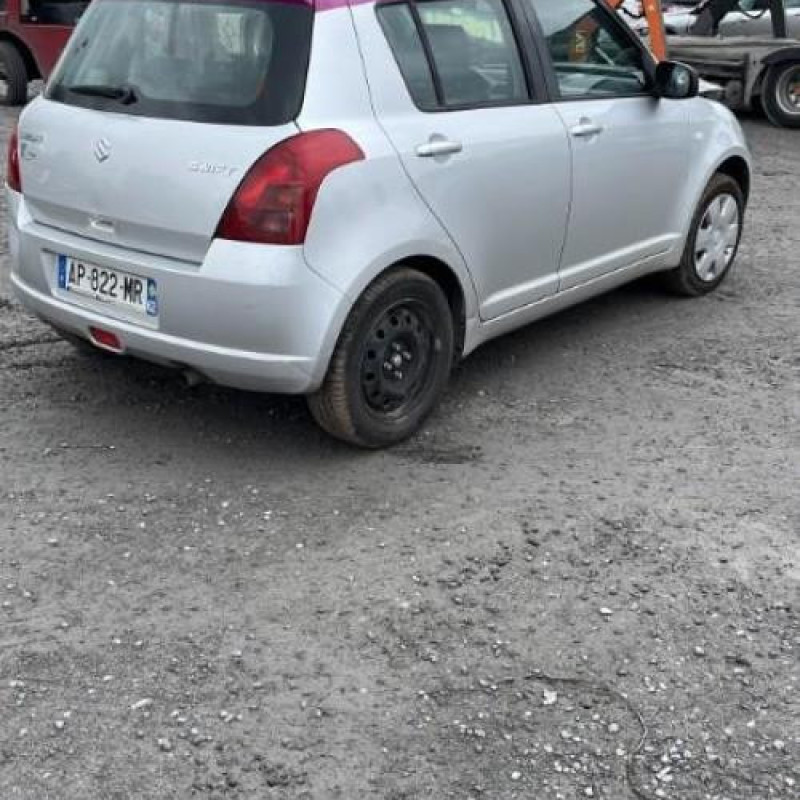 Ceinture arriere gauche SUZUKI SWIFT 3 Photo n°8