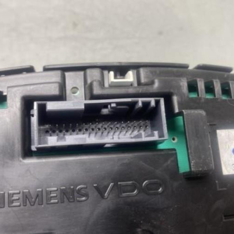 Compteur SUZUKI SWIFT 3 Photo n°6