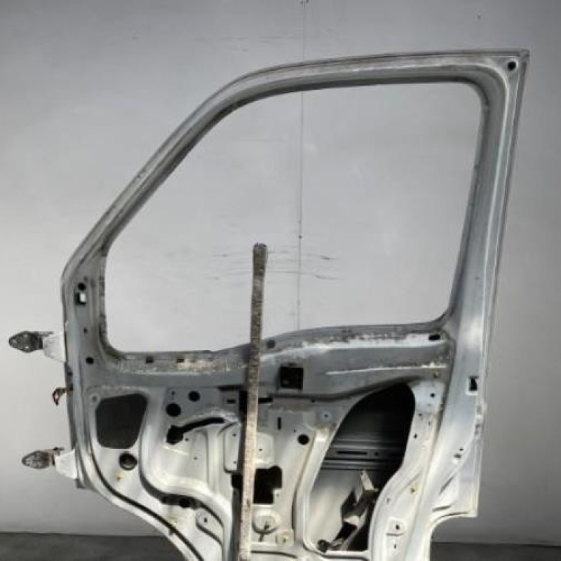 Porte avant droit RENAULT MASTER 2 Photo n°5