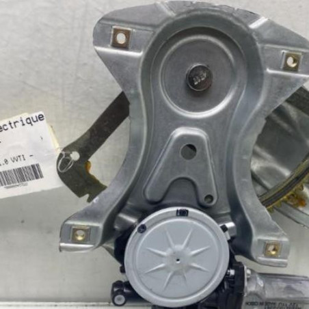 Leve vitre electrique arriere droit TOYOTA YARIS 3