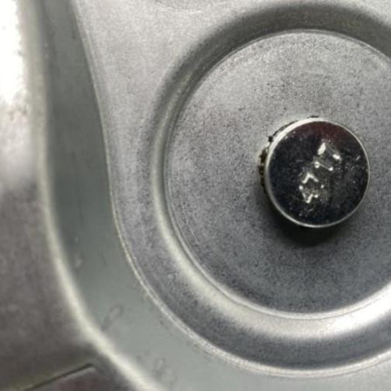 Leve vitre electrique arriere droit TOYOTA YARIS 3 Photo n°5