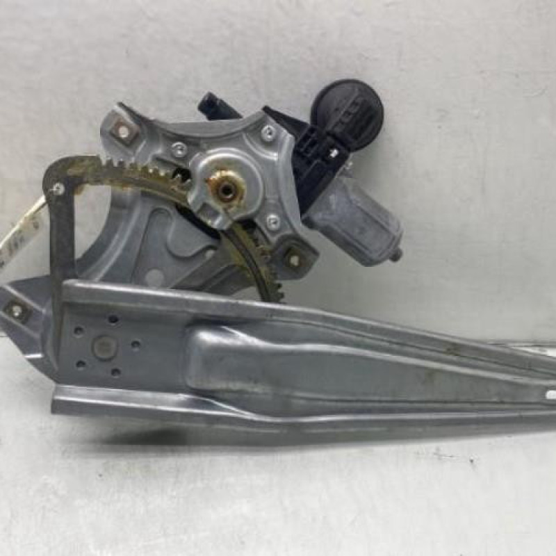Leve vitre electrique arriere droit TOYOTA YARIS 3 Photo n°7