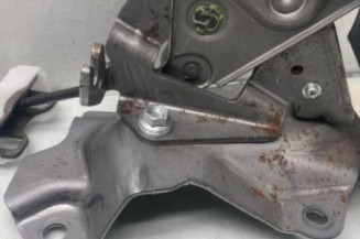 Levier frein à main TOYOTA YARIS 3