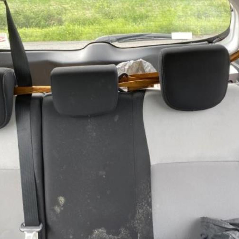 Moteur essuie glace arriere TOYOTA YARIS 3 Photo n°18