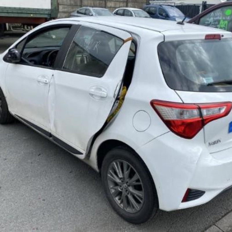 Serrure avant droit TOYOTA YARIS 3 Photo n°10
