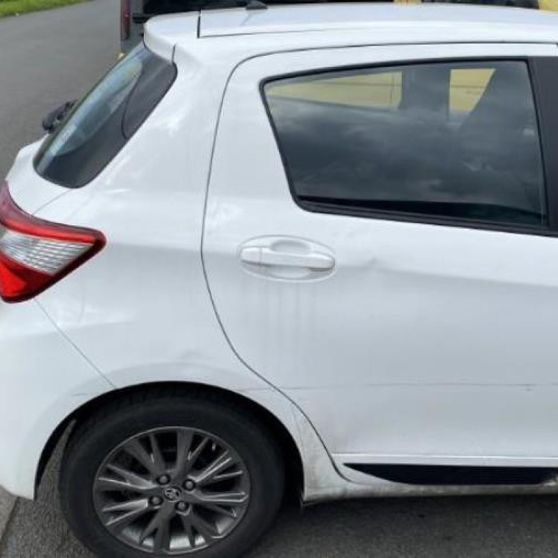 Serrure avant droit TOYOTA YARIS 3 Photo n°13