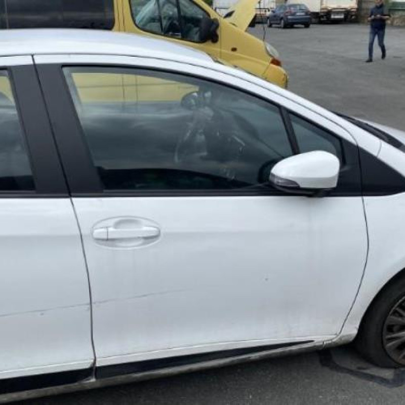 Serrure avant droit TOYOTA YARIS 3 Photo n°14