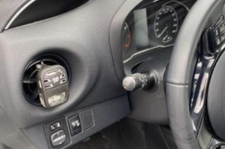Serrure avant droit TOYOTA YARIS 3