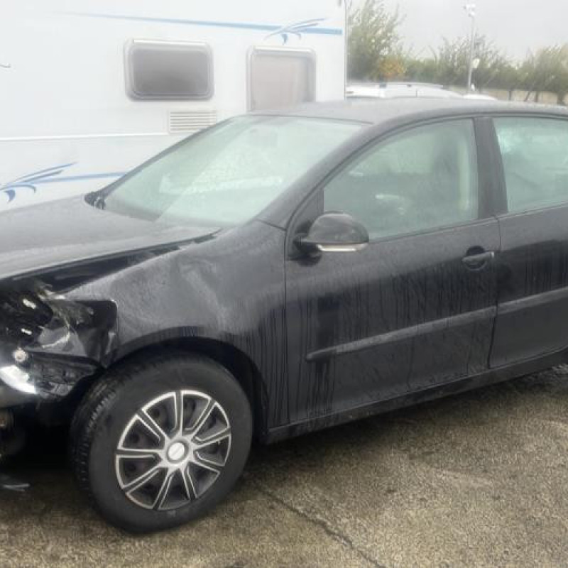 Feu arriere principal gauche (feux) VOLKSWAGEN GOLF 5 Photo n°8