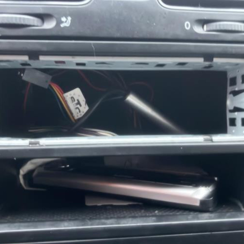 Feu arriere principal gauche (feux) VOLKSWAGEN GOLF 5 Photo n°13