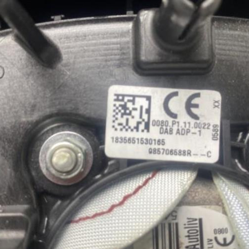 Air bag conducteur RENAULT CLIO 4 Photo n°4