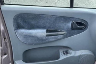 Serrure arriere droit RENAULT SCENIC 1