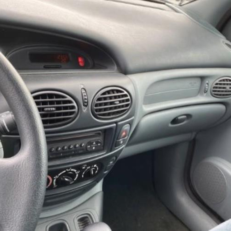 Serrure arriere droit RENAULT SCENIC 1 Photo n°16
