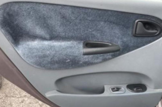 Serrure arriere droit RENAULT SCENIC 1