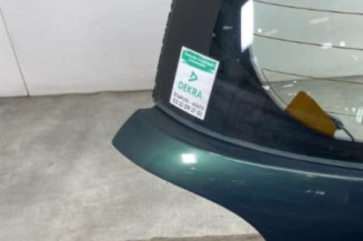 Malle/Hayon arriere TOYOTA YARIS 1