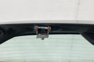 Malle/Hayon arriere TOYOTA YARIS 1