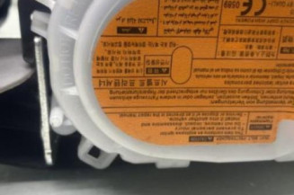 Pretensionneur de ceinture avant droit KIA RIO 3