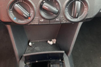 Malle/Hayon arriere VOLKSWAGEN POLO 4