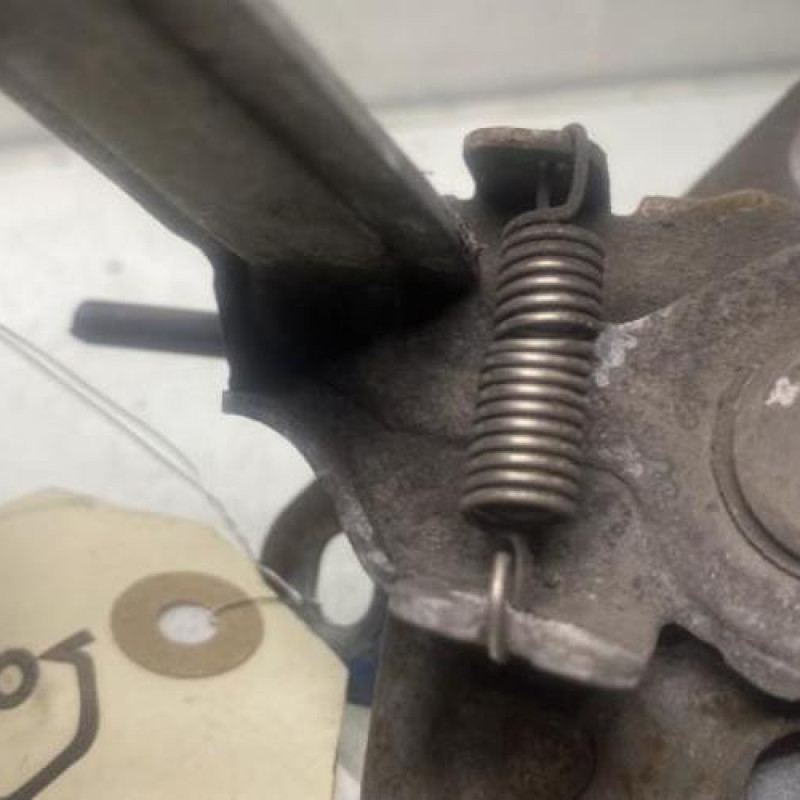 Fermeture de capot SUZUKI SWIFT 3 Photo n°3