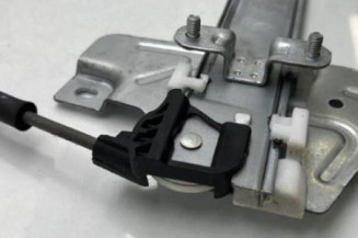 Leve vitre electrique avant gauche KIA RIO 3