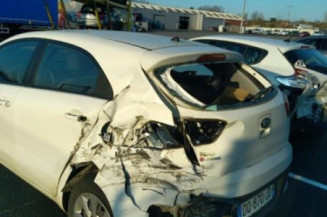 Retroviseur droit KIA RIO 3