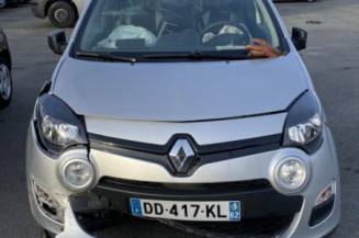 Attache ceinture arriere gauche RENAULT TWINGO 2