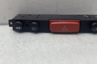 Bouton de warning ALFA ROMEO GT