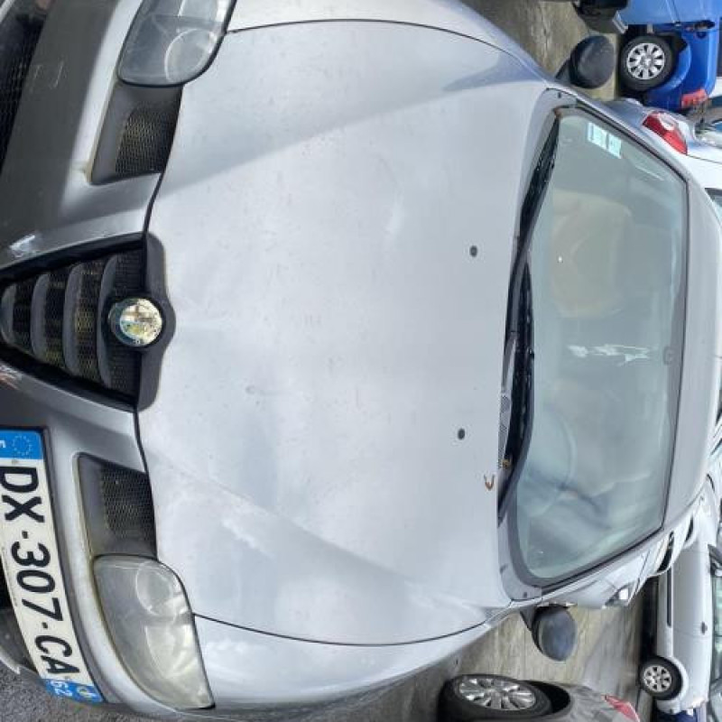 Bouton de warning ALFA ROMEO GT Photo n°6