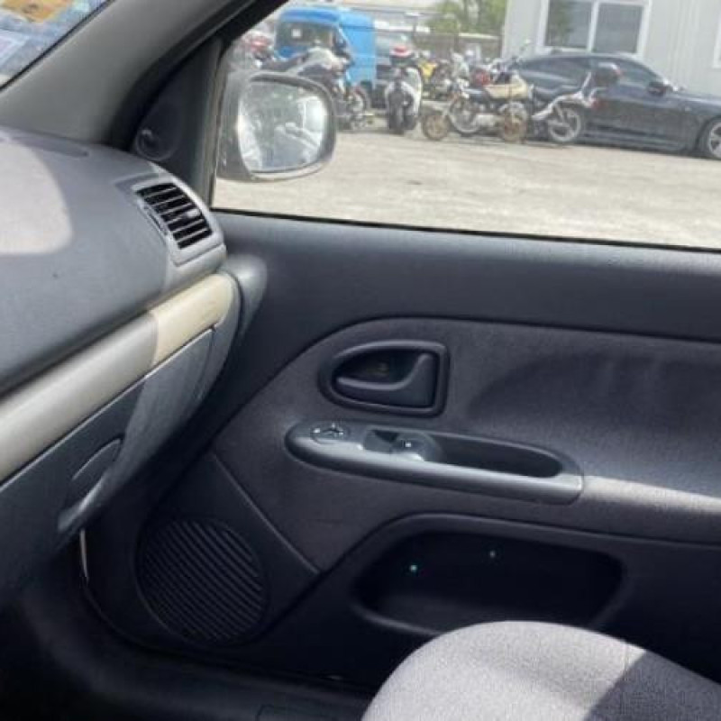 Boite de vitesses RENAULT CLIO 2 Photo n°19