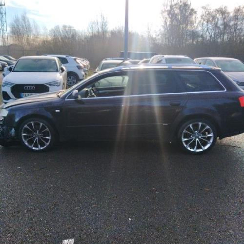 Porte avant gauche AUDI A4 2 Photo n°9
