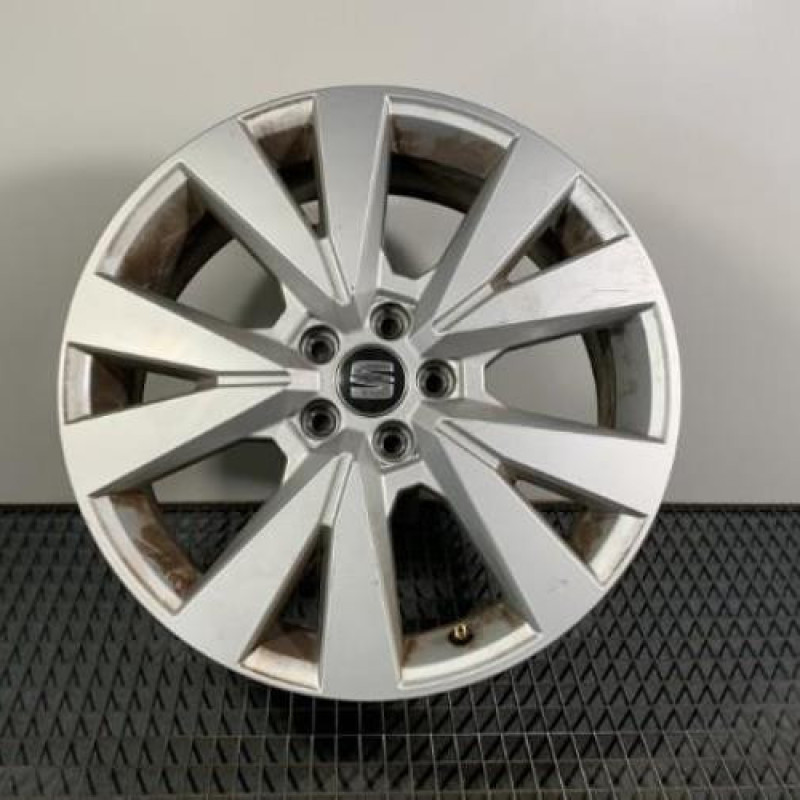 Jante SEAT ARONA Photo n°1