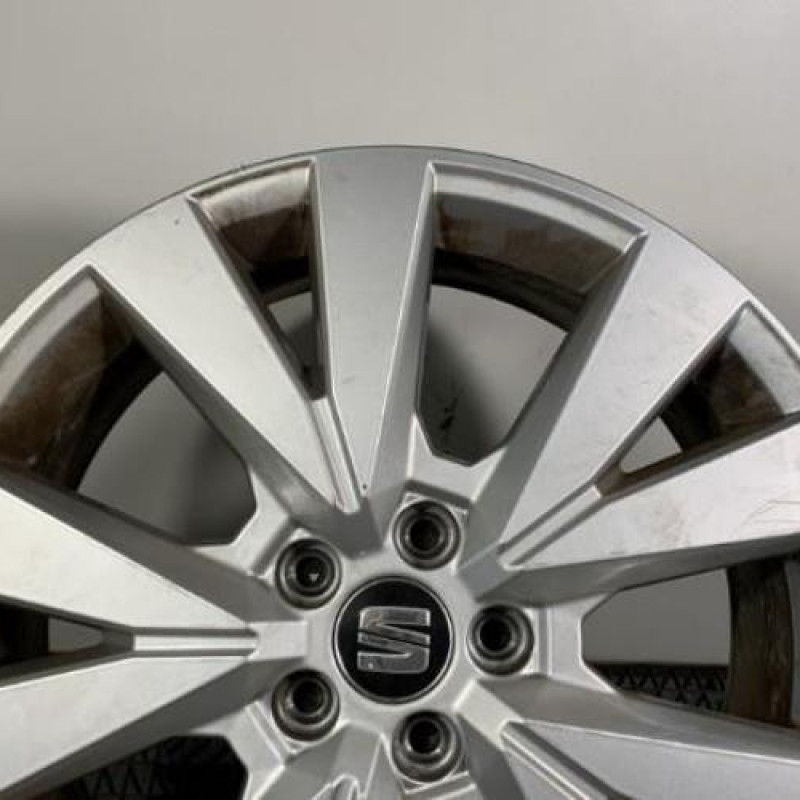 Jante SEAT ARONA Photo n°2