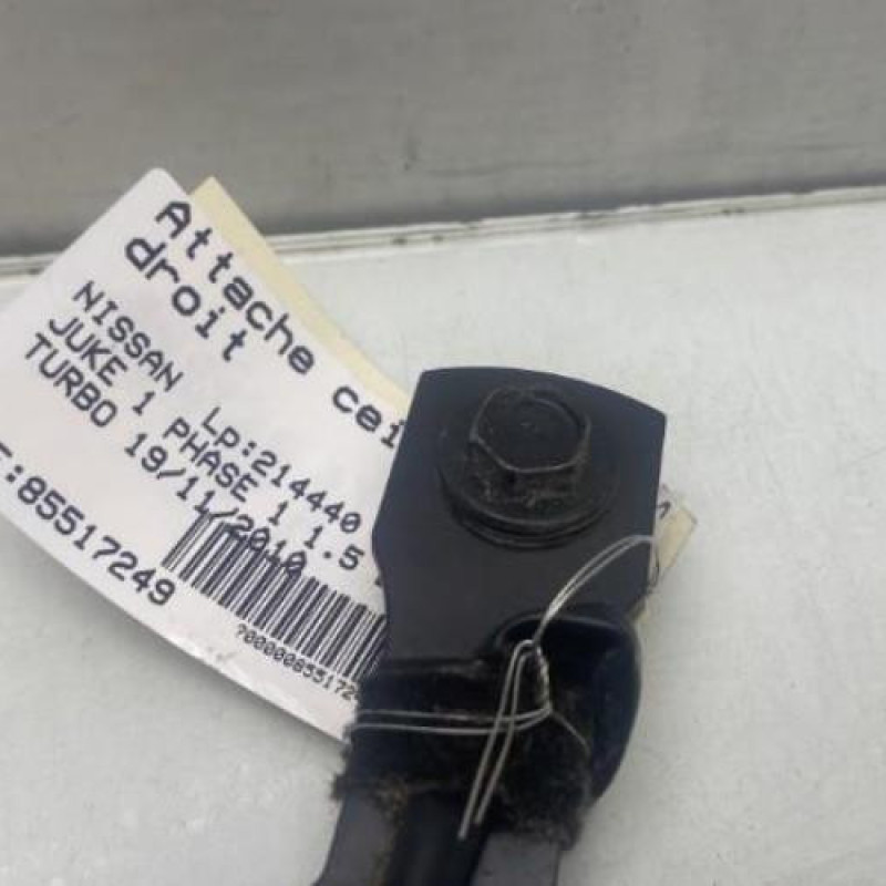 Attache ceinture avant droit NISSAN JUKE 1 Photo n°4