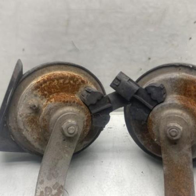 Avertisseur/Klaxon BMW Z4 E85 Photo n°5
