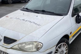 Leve vitre electrique avant droit RENAULT MEGANE 1
