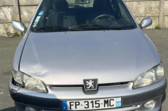 Feu arriere principal droit (feux) PEUGEOT 106