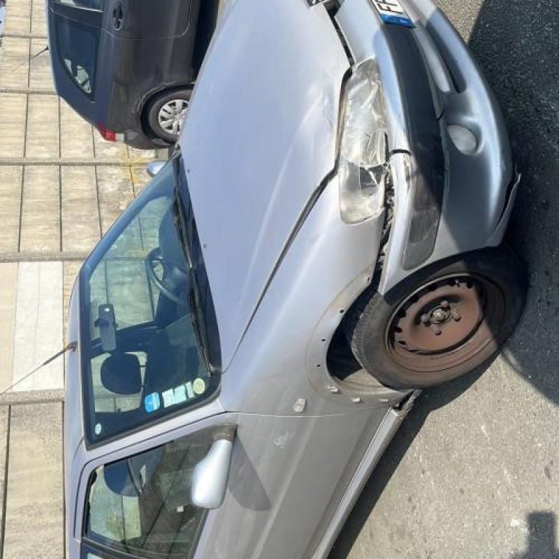 Feu arriere principal droit (feux) PEUGEOT 106 Photo n°6